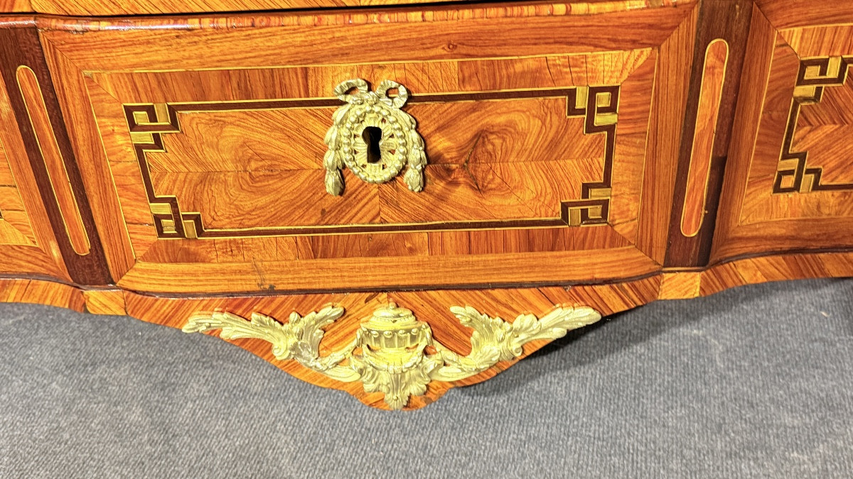 Commode À Ressaut , Époque Transition , XVIIIe Siècle -photo-4