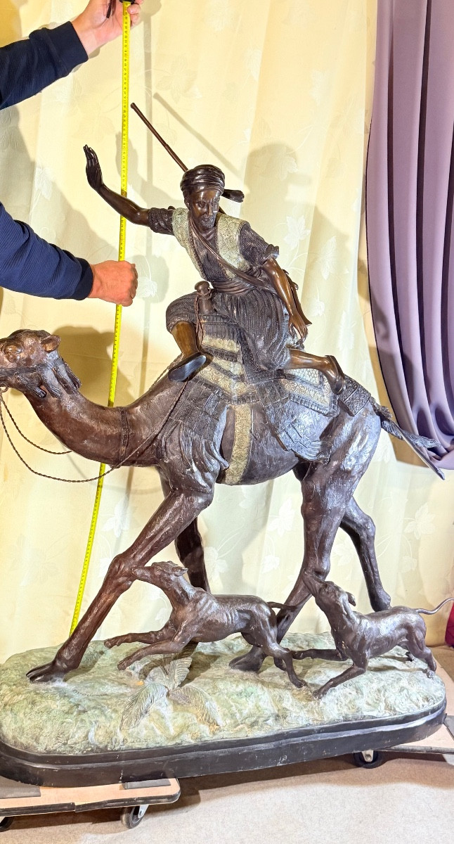 Statue orientaliste en Bronze , signée DUBUCAND , 140 CM -photo-3