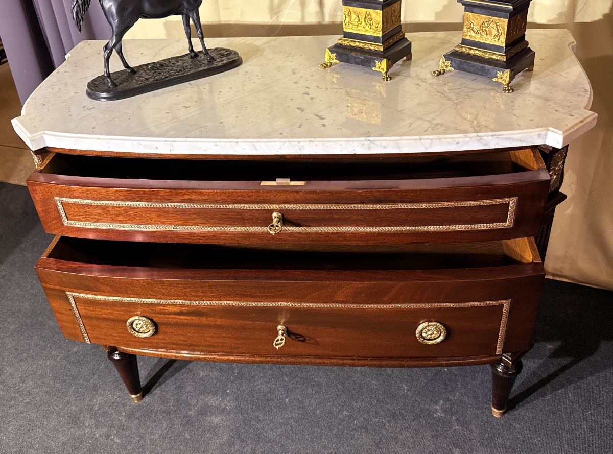 Commode Louis XVI d’après le modèle de J. F. LELEU -photo-3