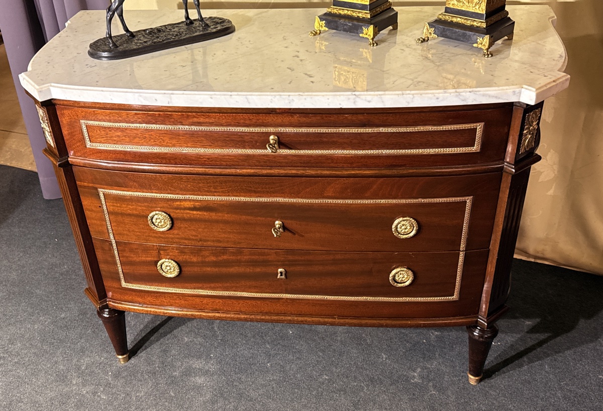 Louis XVI Chest Of Drawers After A Model By J. F. Leleu-photo-7
