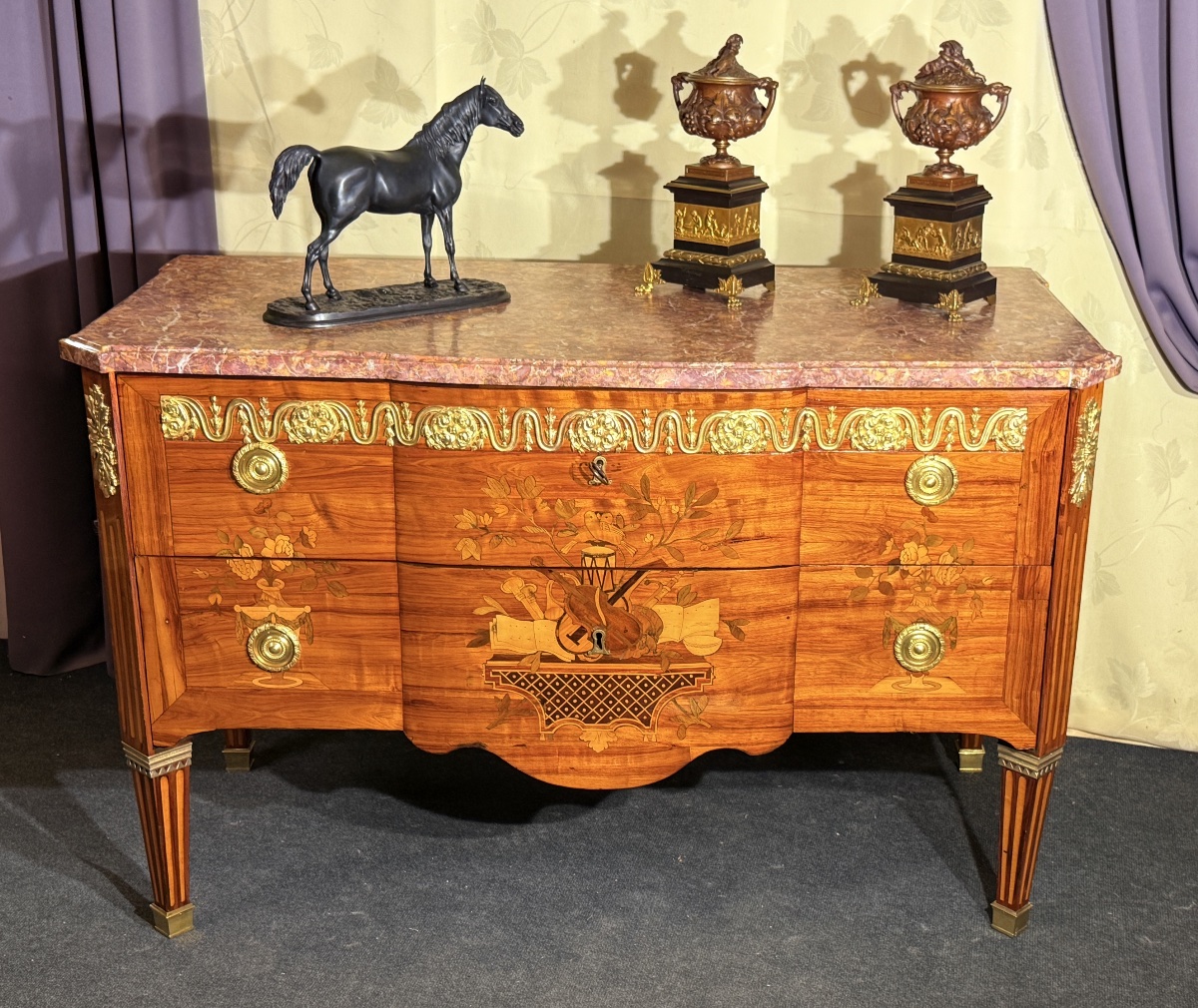Commode Estampillée Pierre ROUSSEL , 18eme Siècle -photo-8