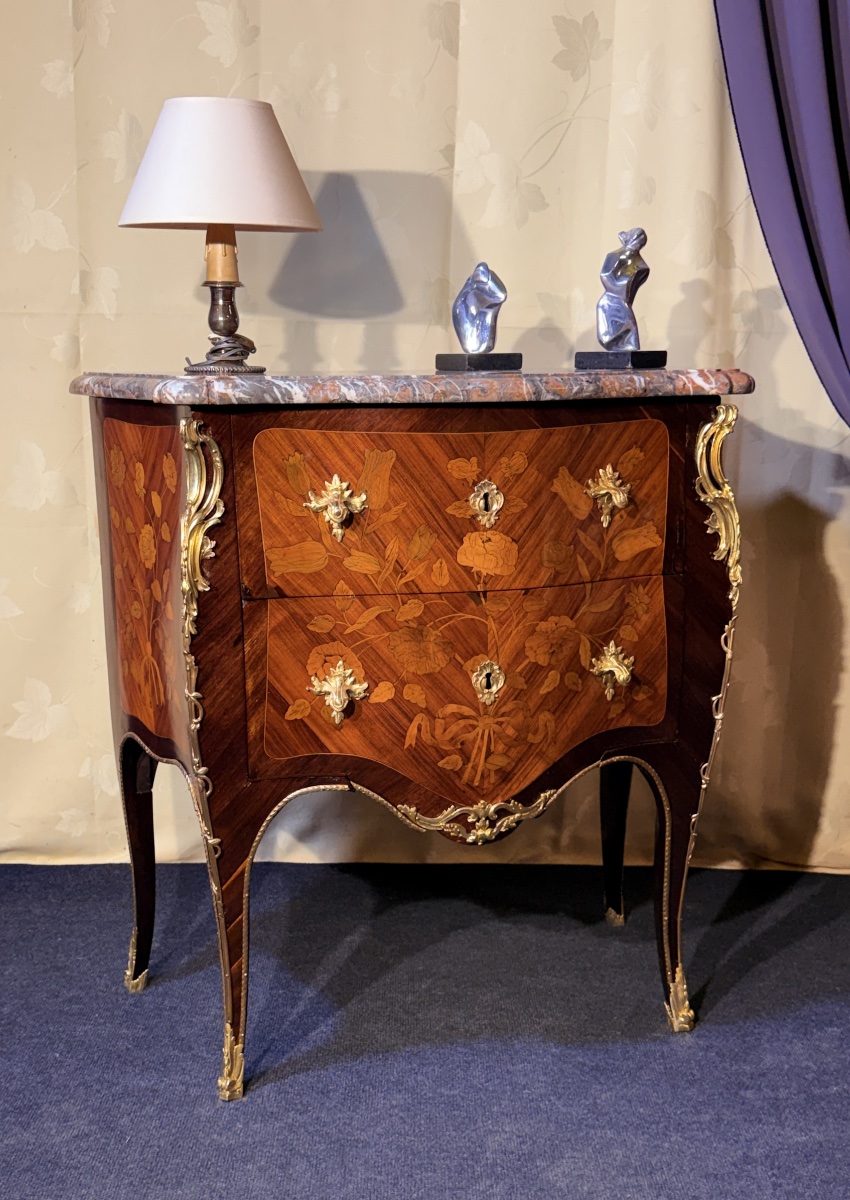 Commode Galbée , Estampillée J.C. ELLAUME, XVIIIe Siècle -photo-7