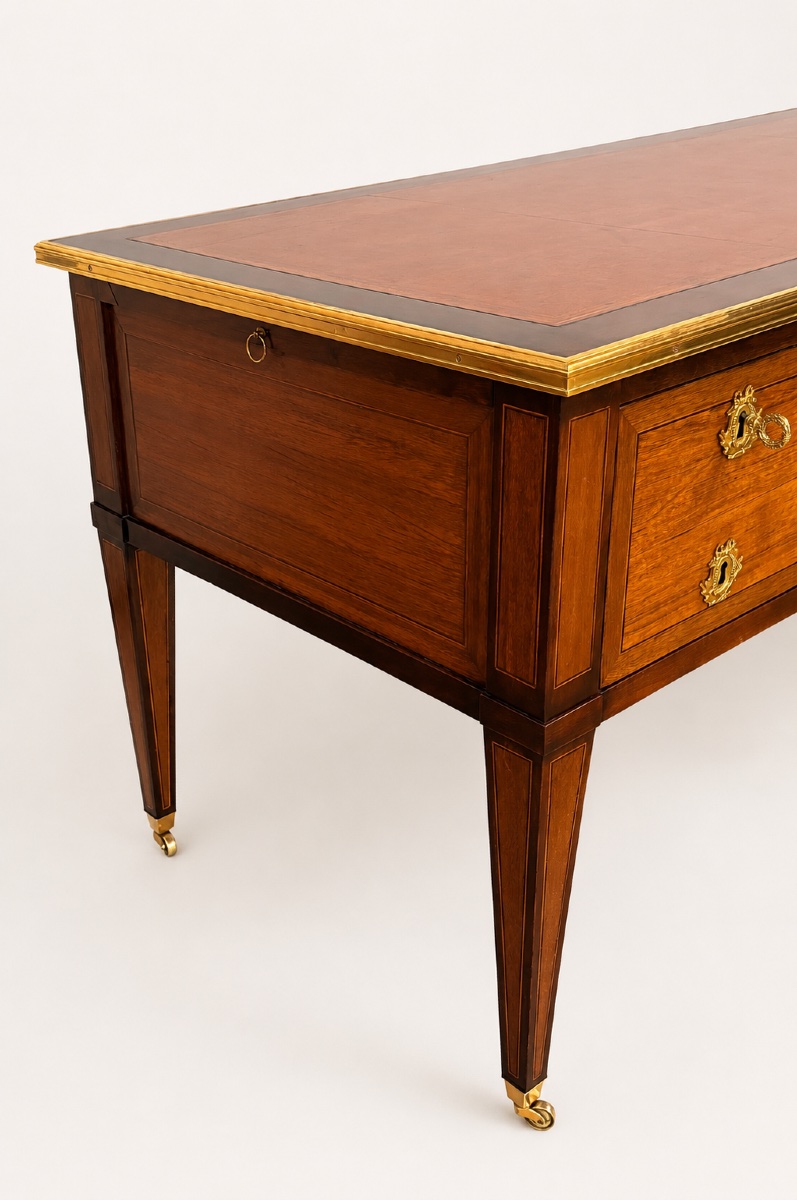 Bureau Plat Louis XVI , Estampillé Fidelys SCHEY, XVIIIe Siècle -photo-4