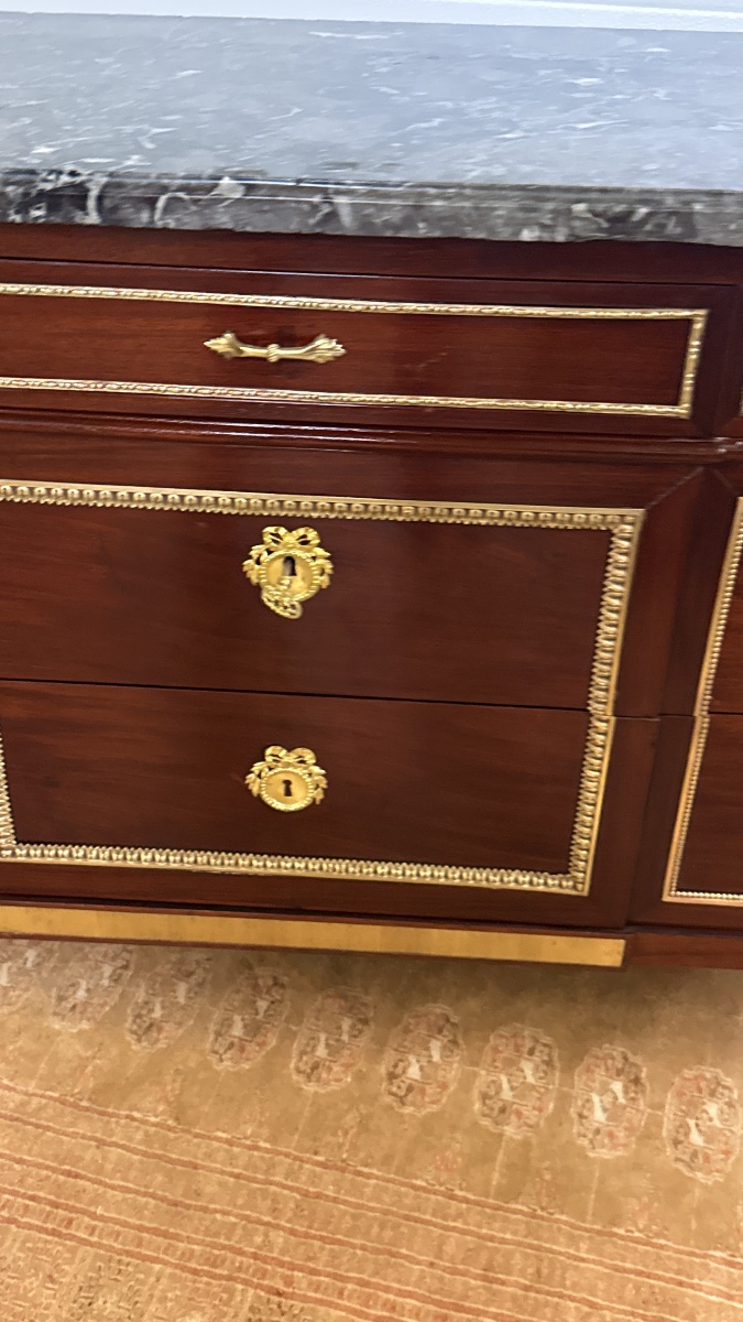 Commode Louis XVI , Estampillée J. P.  BERTRAND,  XVIIIe Siècle -photo-3