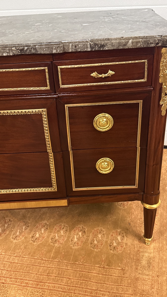 Commode Louis XVI , Estampillée J. P.  BERTRAND,  XVIIIe Siècle -photo-4