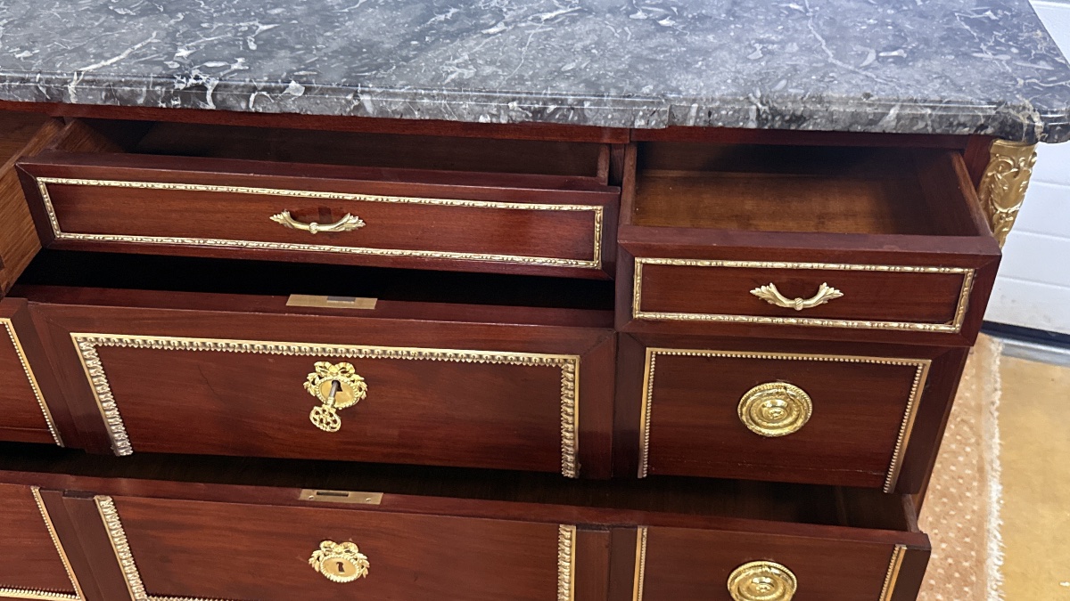 Commode Louis XVI , Estampillée J. P.  BERTRAND,  XVIIIe Siècle -photo-6