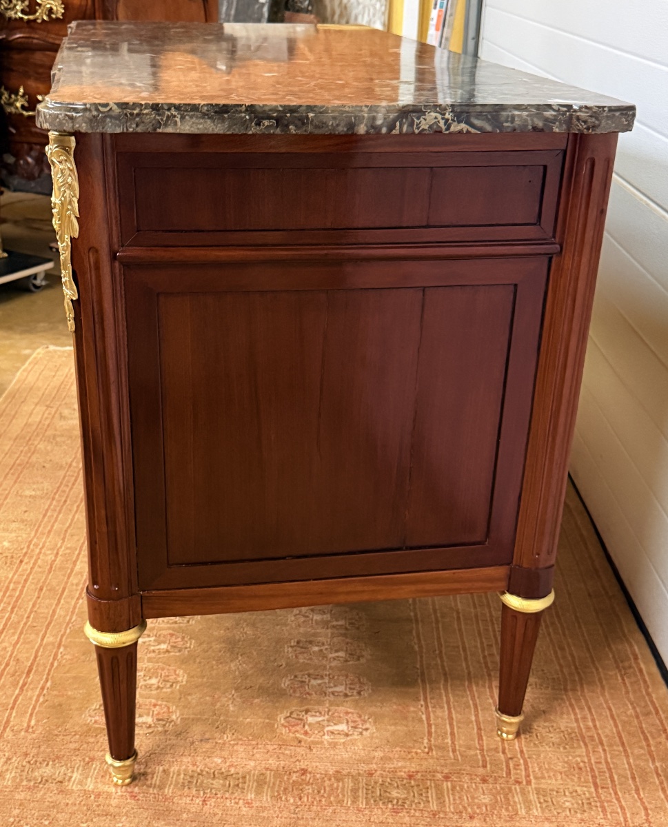 Commode Louis XVI , Estampillée J. P.  BERTRAND,  XVIIIe Siècle -photo-4