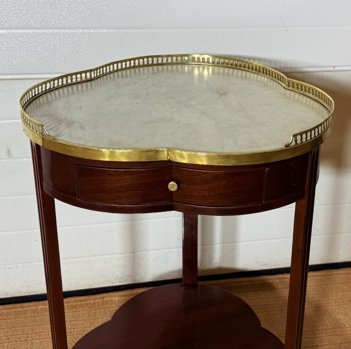Table de Salon Louis XVI , de Forme polylobée , Époque XVIIIe Siècle -photo-3