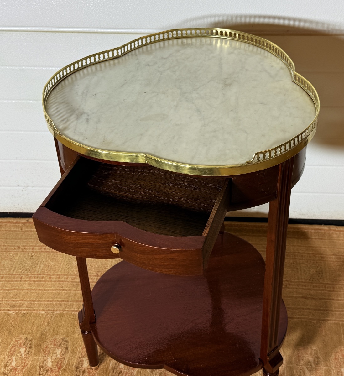 Table de Salon Louis XVI , de Forme polylobée , Époque XVIIIe Siècle -photo-4