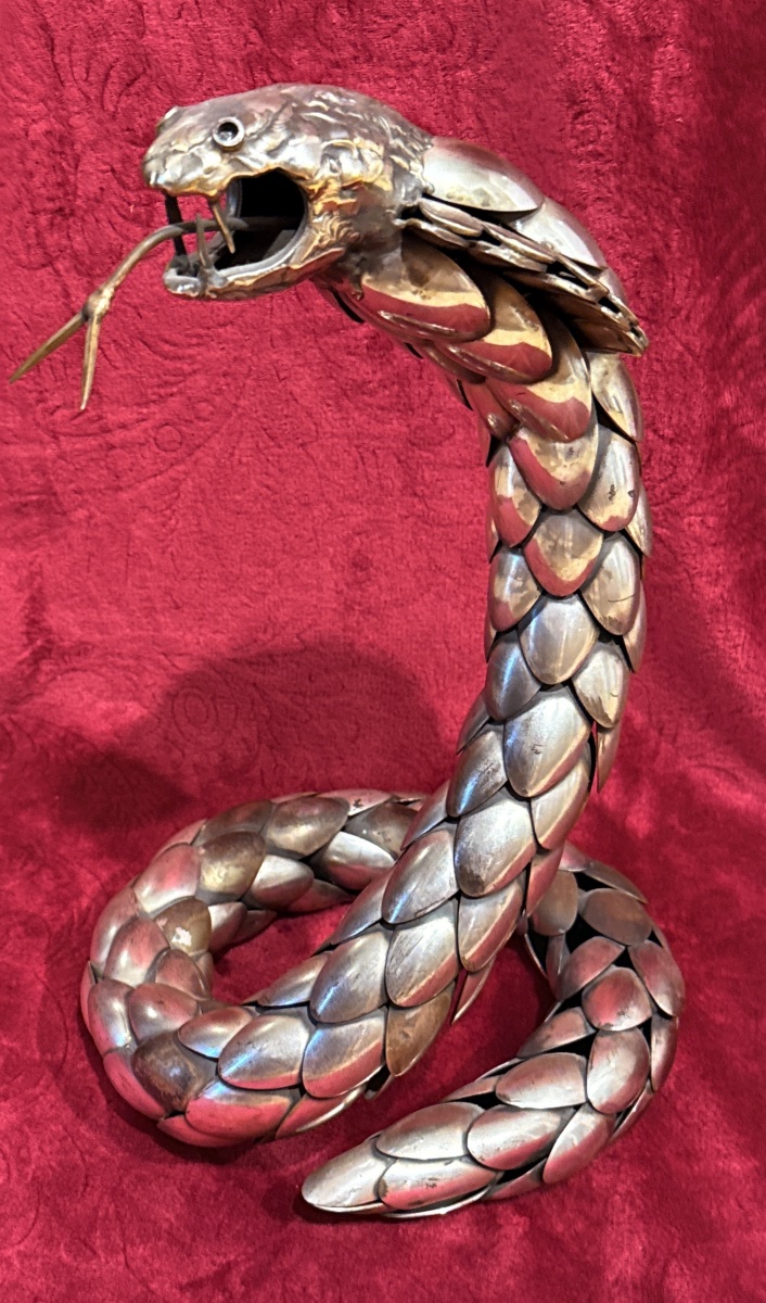Cobra Royal En Metal Argenté et signé Gérard BOUVIER 