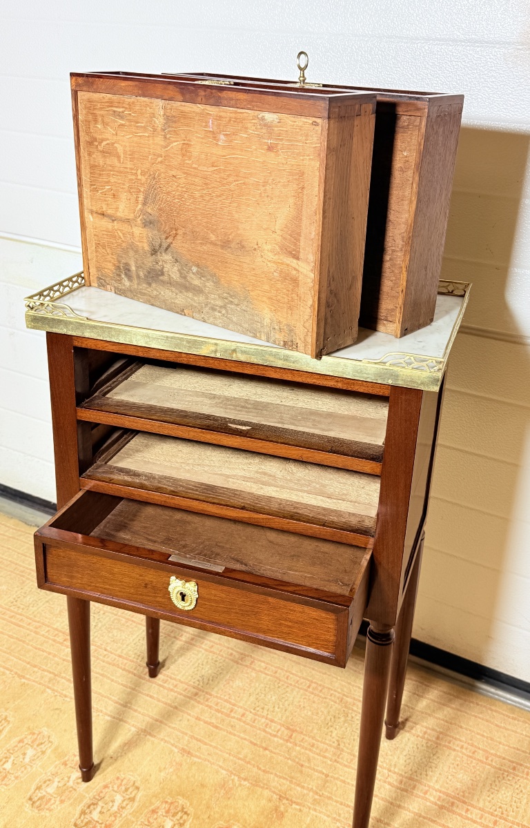 Mahogany Dresser, Directoire Period, Late 18th Century -photo-4