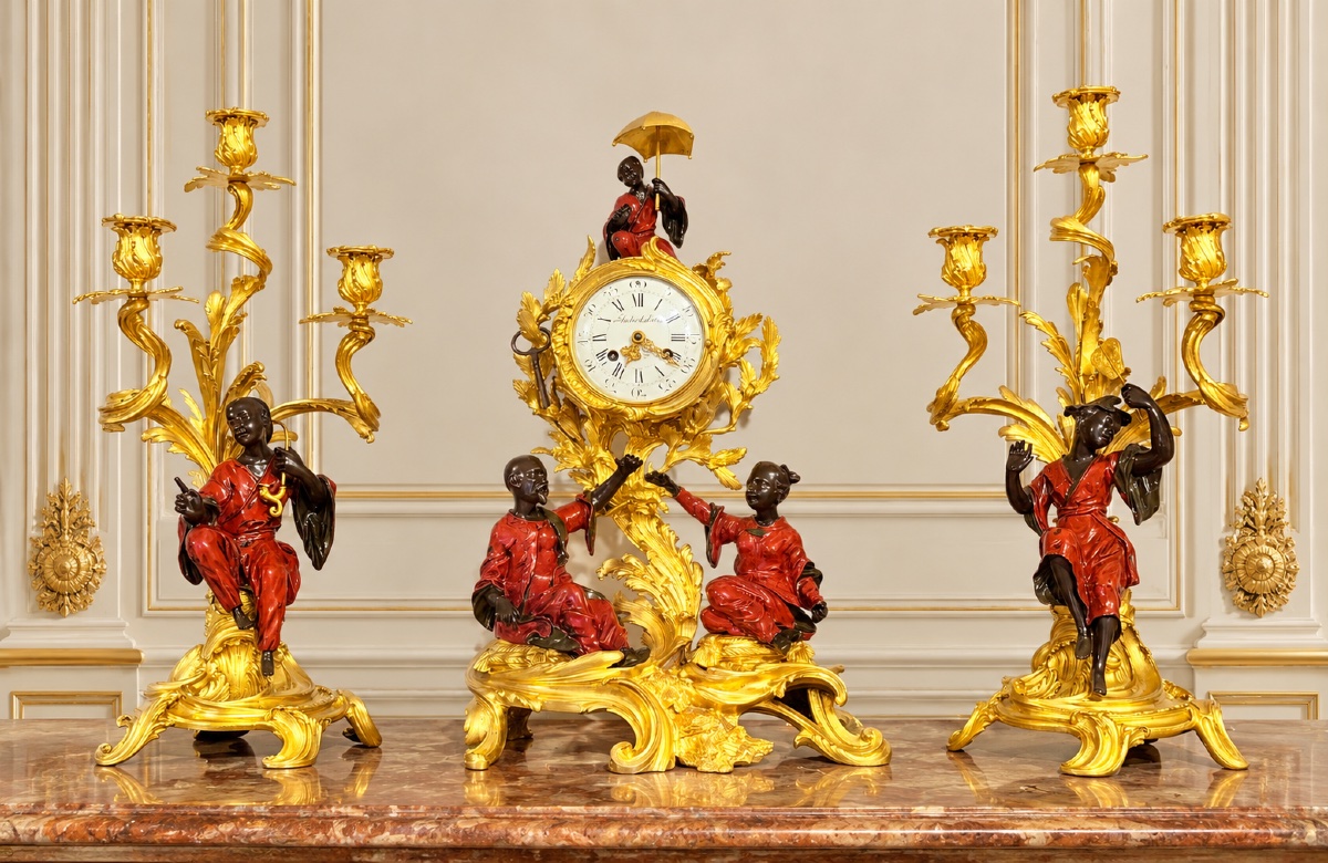 Garniture aux Chinois , cadran signé Imbert L’Ainé