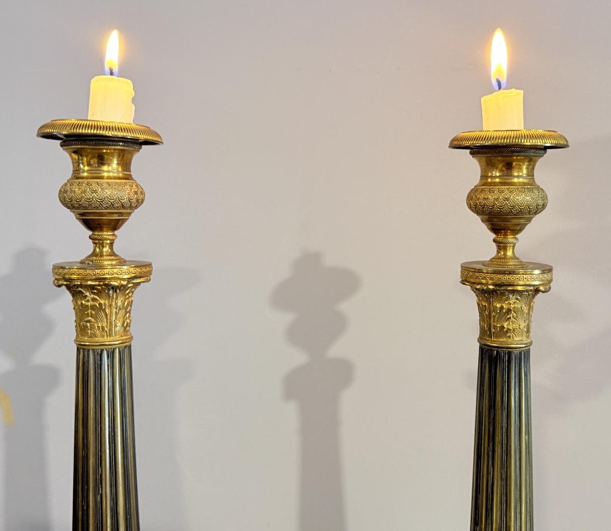Paire de Bougeoirs en Bronze , Époque Restauration -photo-2