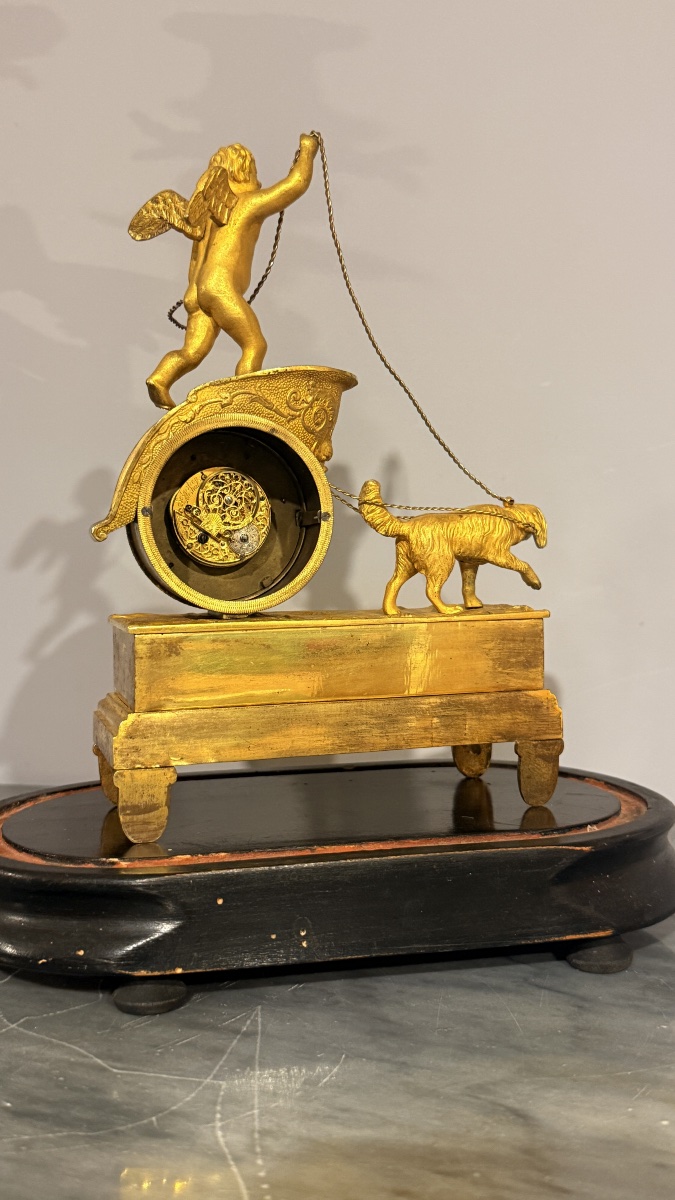 Pendule au Char de l’Amour et au Chien ,  signé Sébastien Mestral , XVIIIe -photo-1