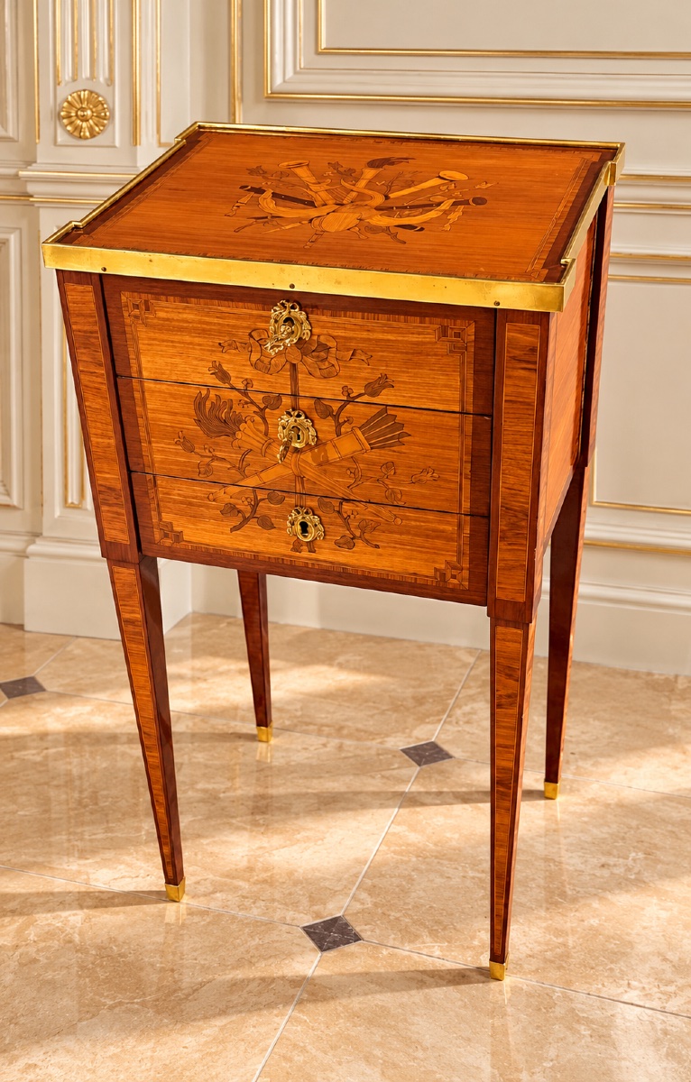 Louis XVI Coffee Table, 18th Century -photo-2