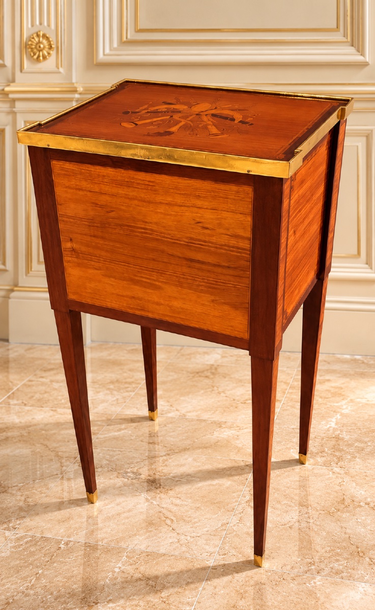 Louis XVI Coffee Table, 18th Century -photo-4