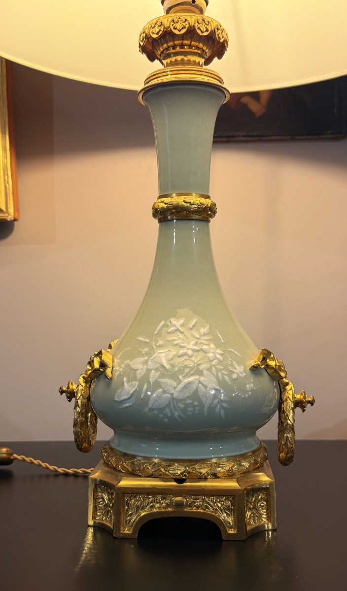 Lampe Louis XVI en Porcelaine Céladon et Bronze doré , Époque XIXe Siècle -photo-3