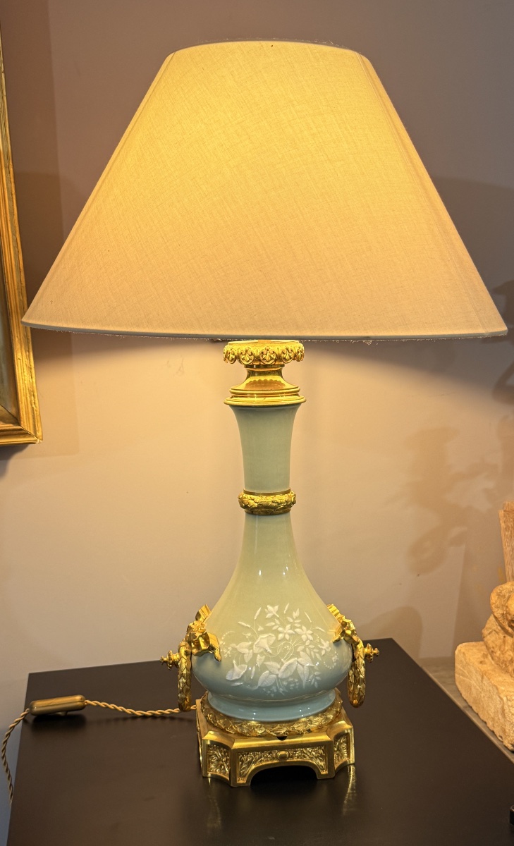 Lampe Louis XVI en Porcelaine Céladon et Bronze doré , Époque XIXe Siècle -photo-6