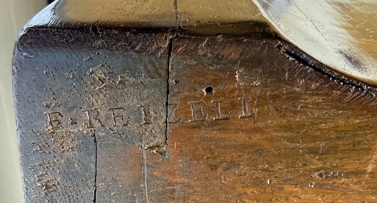 Commode à Ressaut , Estampillée REIZELL , Époque XVIIIe Siècle -photo-7