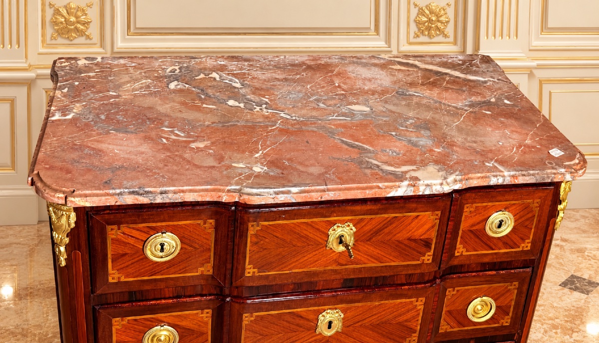Commode à Ressaut , Estampillée REIZELL , Époque XVIIIe Siècle -photo-8