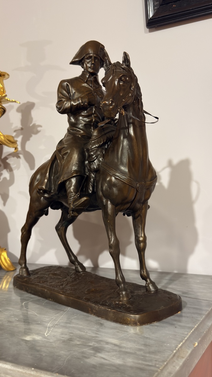 Bronze Statue Of Napoleon I In Redgote - "empire Collection" Stamp-photo-1