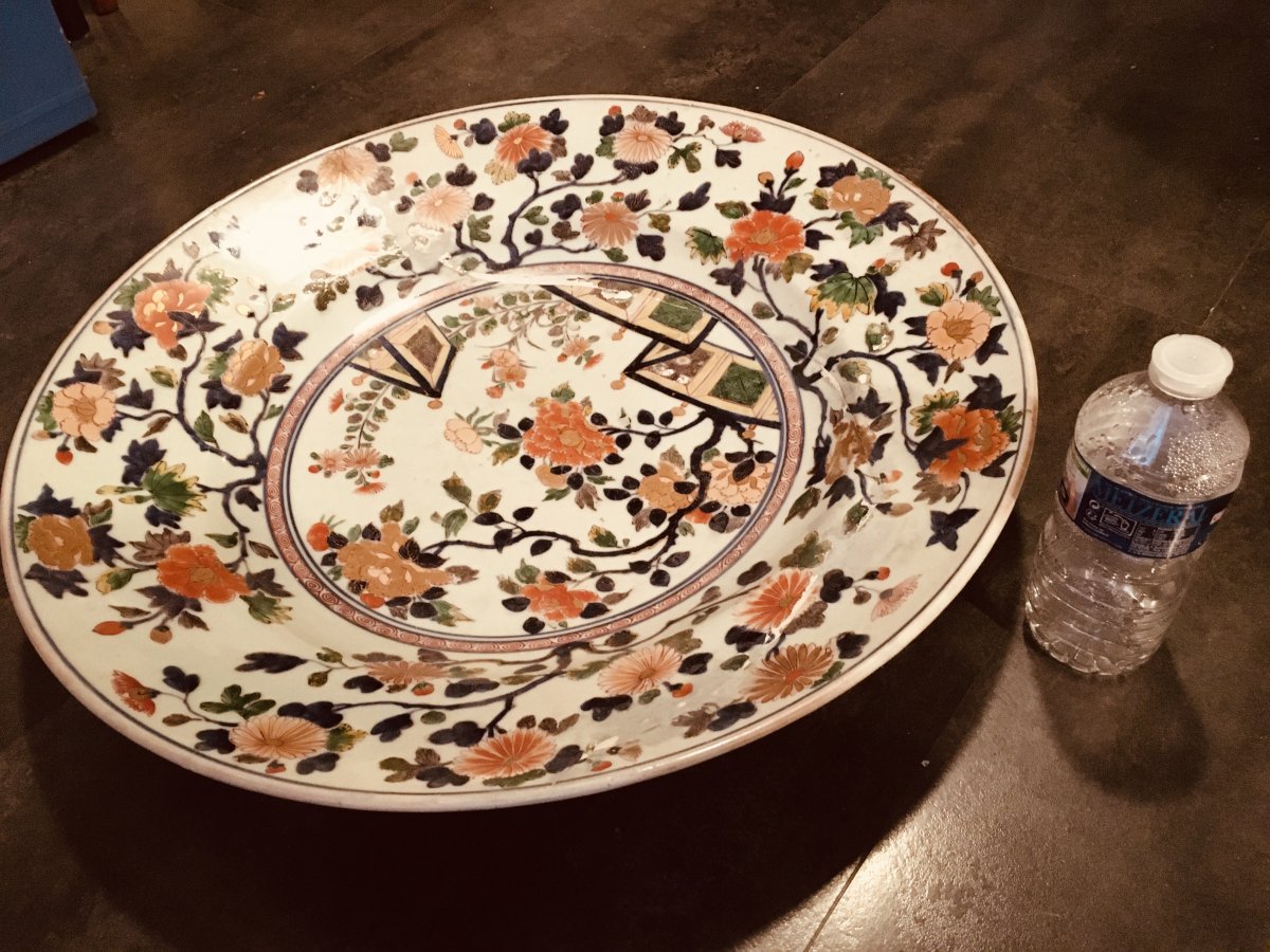 Plat en Porcelaine IMARI  Epoque XVIIIe , Diamètre 55 cm -photo-3