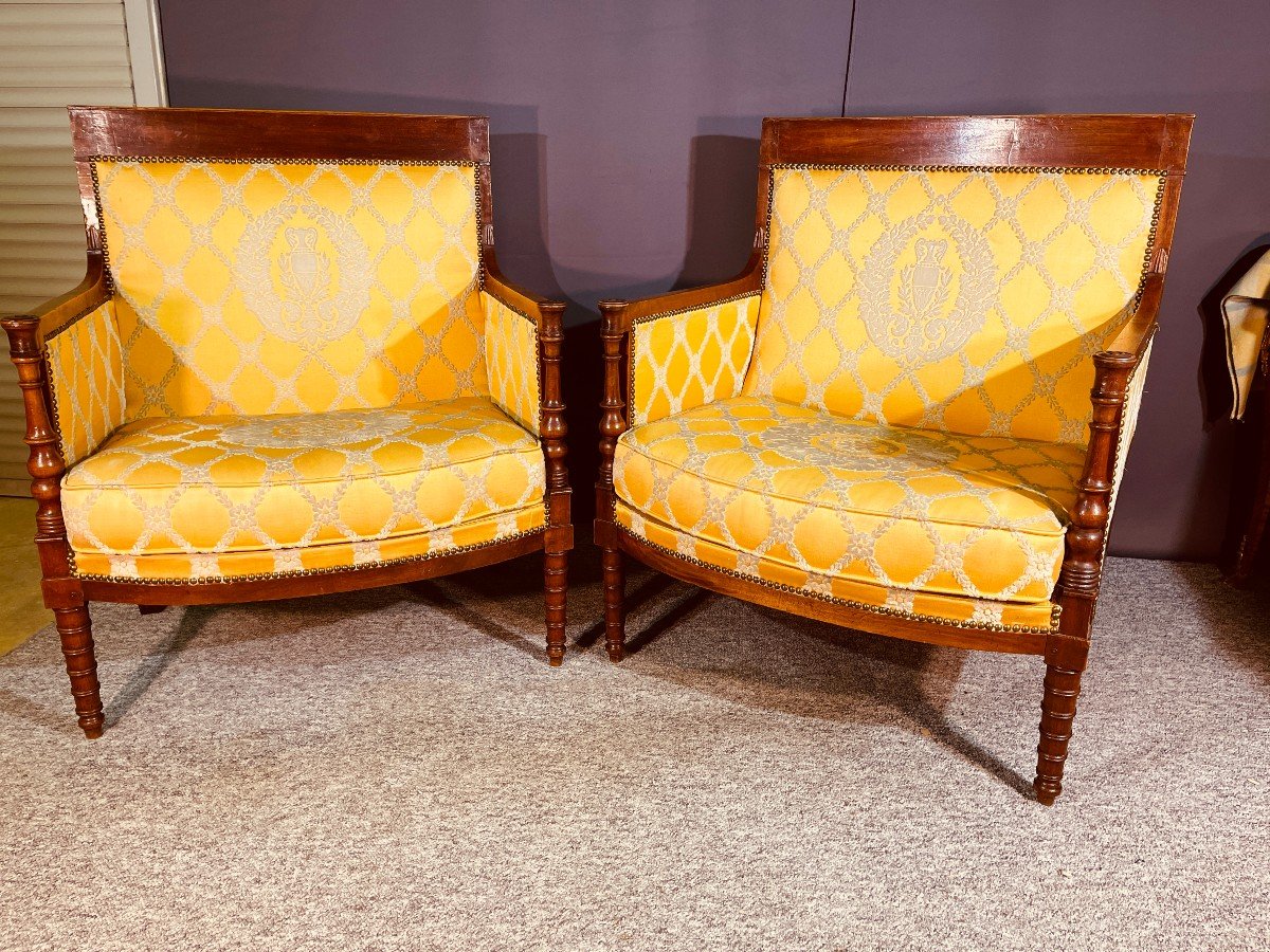 Pair Of 18th Century Marquises, Attributed To G. Jacob Circa 1790.