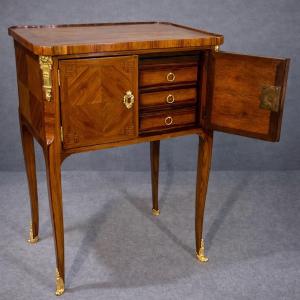 Louis 16 Flying Table, 18th Century.