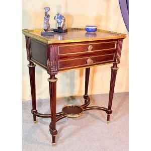 Table de Salon Louis XVI en Acajou , Époque XIXe 