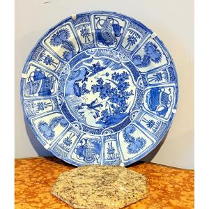 Plat en faïence , XVIIe Siècle  : 50 CM 