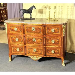 Commode À Ressaut , Époque Transition , XVIIIe Siècle 