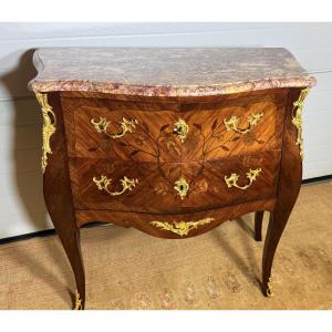 Louis XV Chest Of Drawers, Curved With Floral Decor, 20th Century 