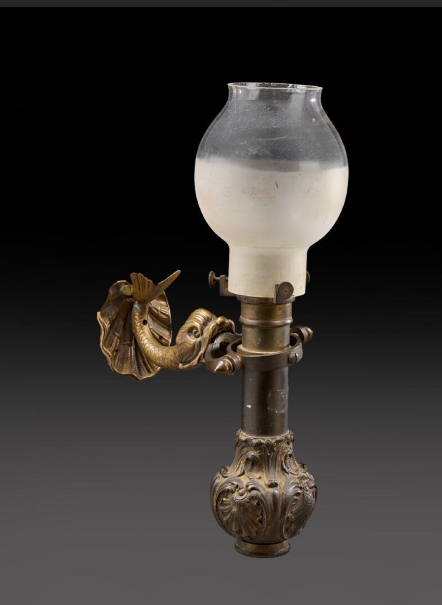 Bronze Ship Wall Sconce For Officer's Cabin 