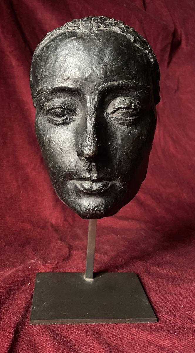 Visage  bronze par Charles Despiau