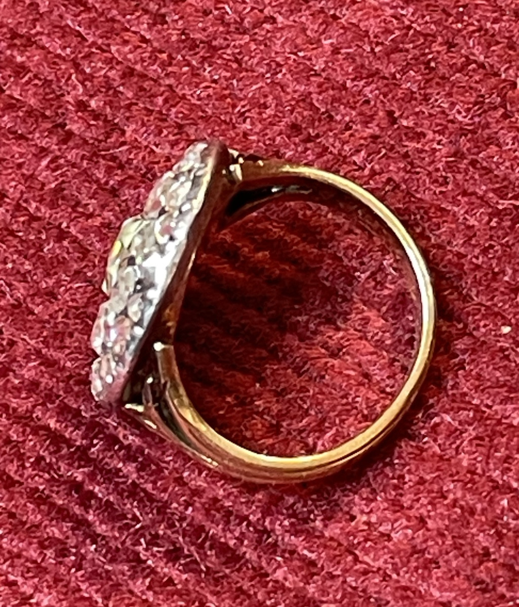 18th Century Gold And Silver Ring, Pavé-set With 31 Diamonds -photo-2