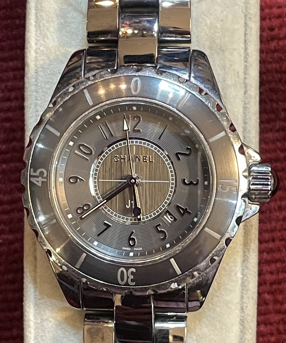 Montre Chanel J12 Chromatic 33 mm-photo-3