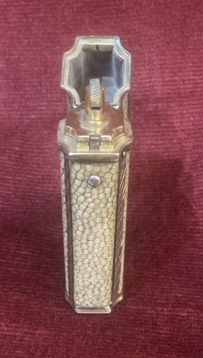 Briquet à essence en argent et galuchat-photo-3