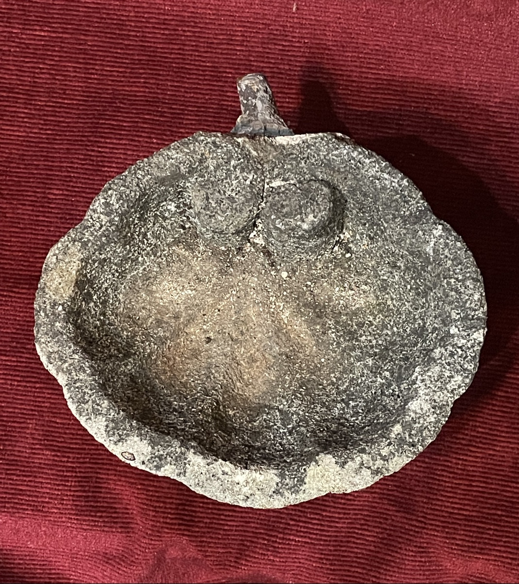 Bénitier granit Bretagne Côtes d'Armor 16 ème siècle -photo-3