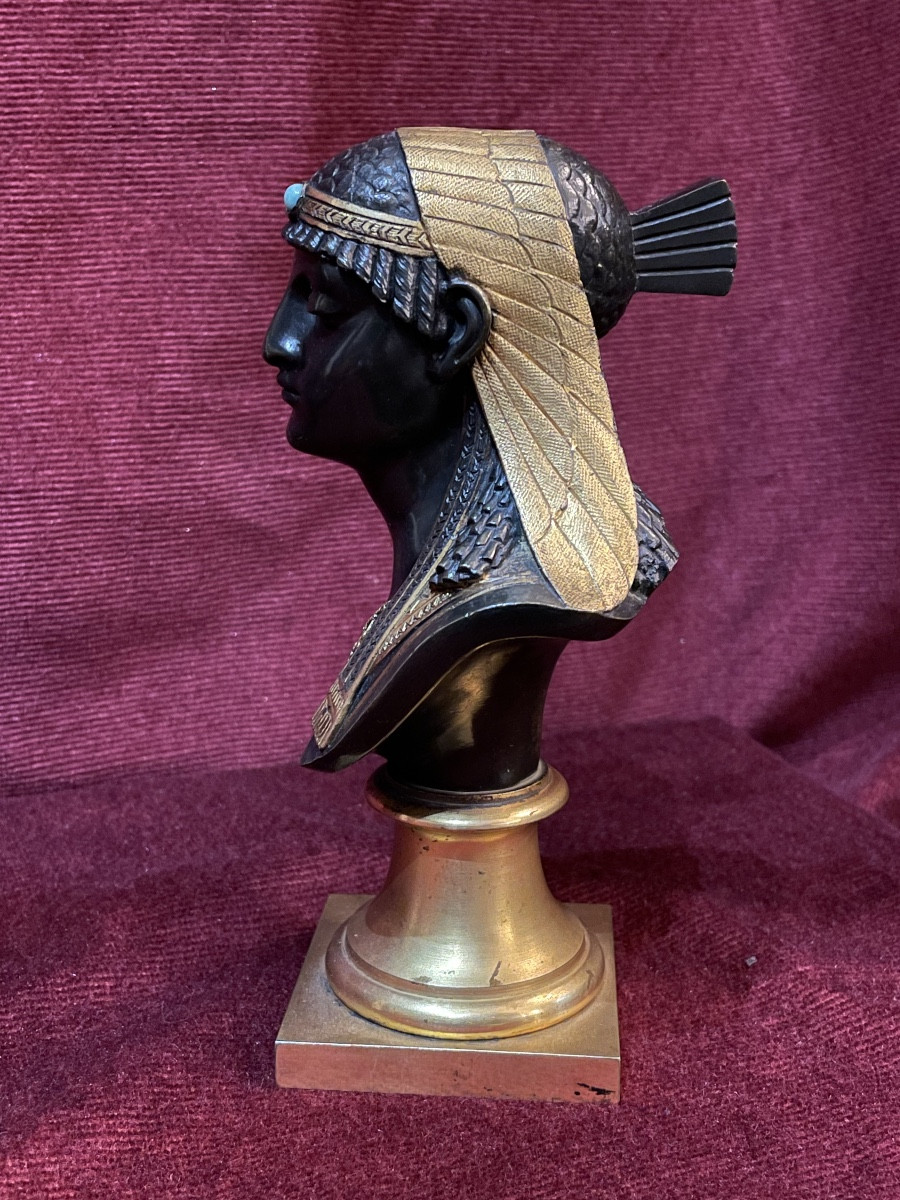 Egyptian Bronze Bust, Early 19th Century -photo-4