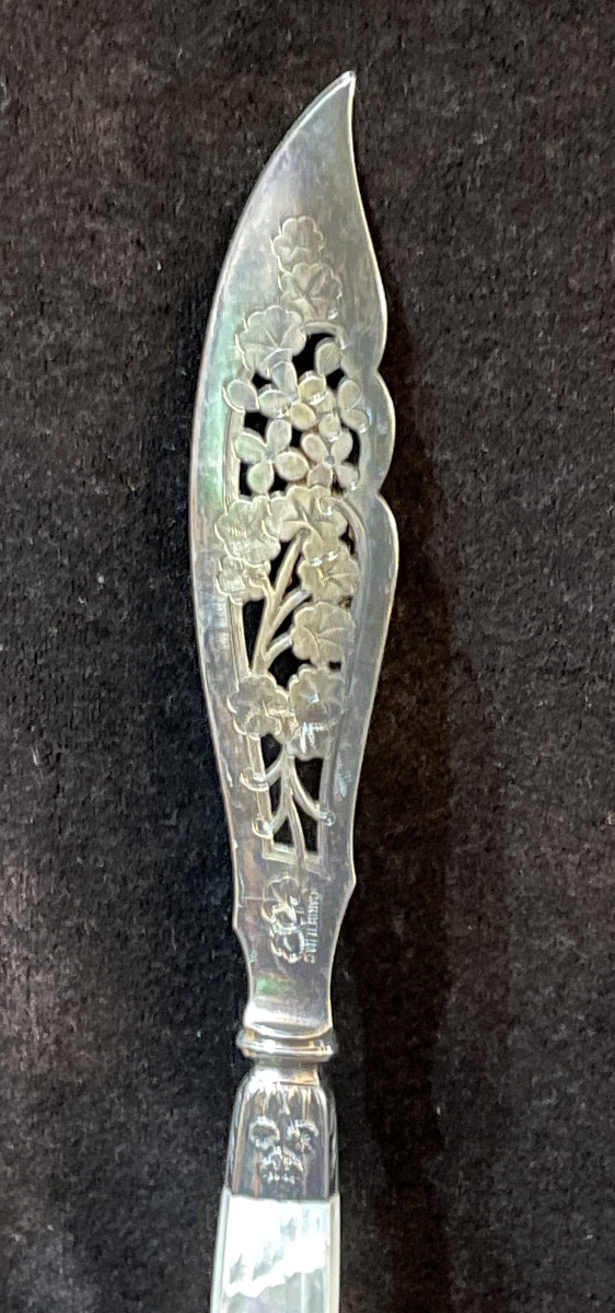 Couverts à poisson Art Nouveau, argent massif et nacre-photo-4