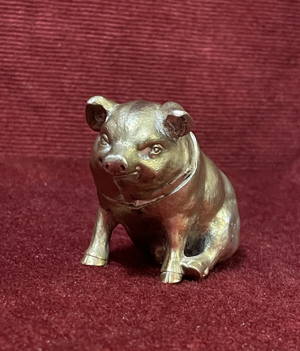 Small Silver Box In The Shape Of A Pig-photo-2