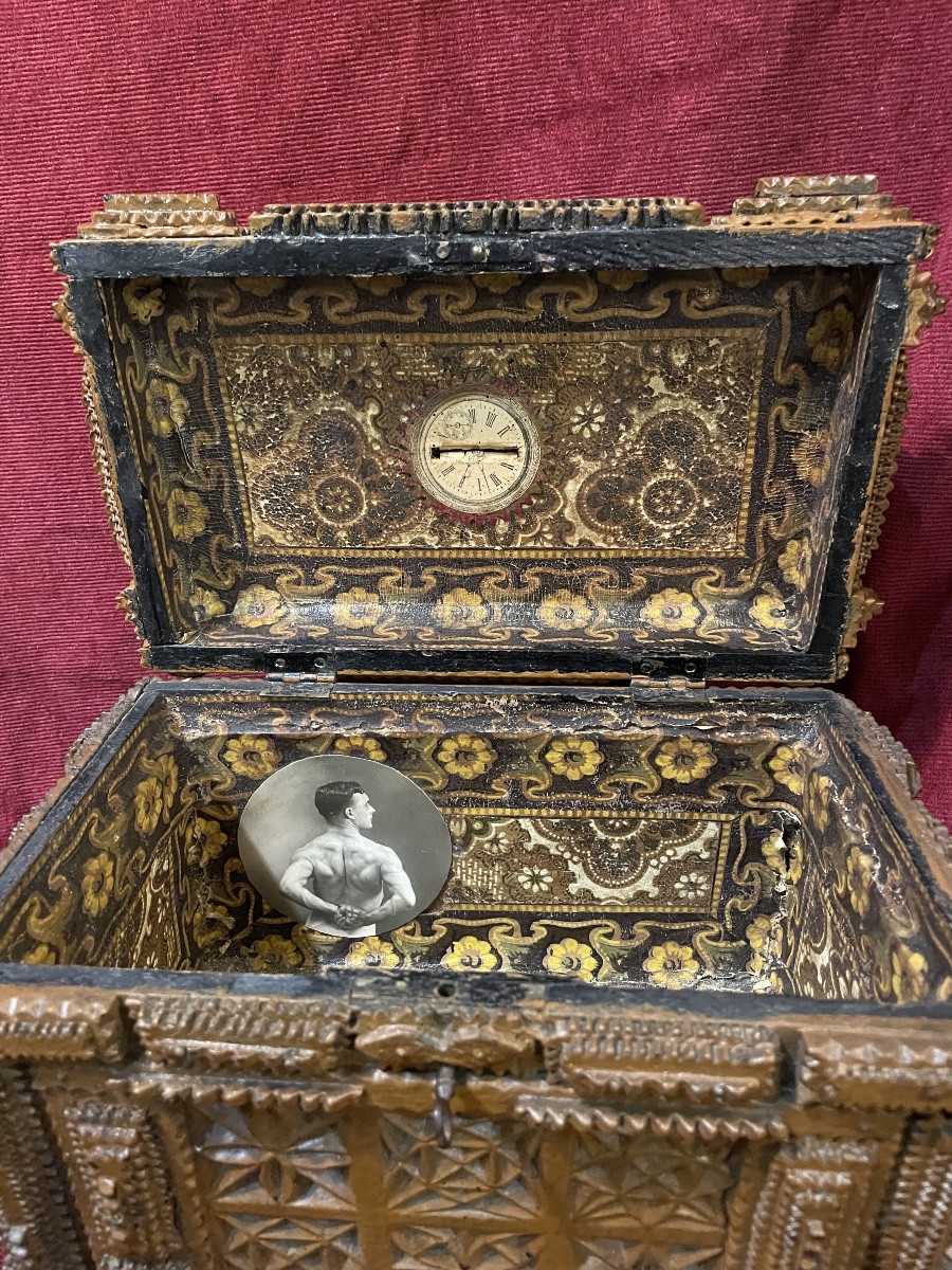 Wooden Tramp Art Box-photo-5
