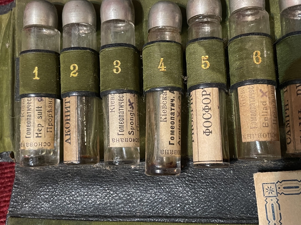 Russian Apothecary's Kit, 19th Century -photo-4