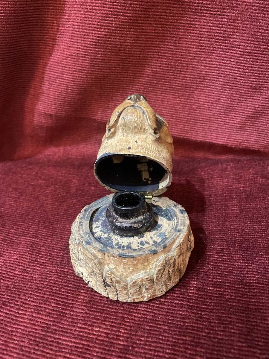 Small Wooden Inkwell Shaped Like A Bulldog's Head-photo-2