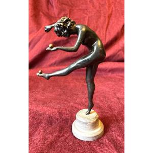 Danseuse aux balles, bronze, par Claire Colinet