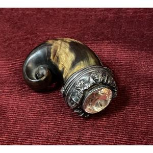 Tabatière écossaise en corne et argent massif, 19 ème siècle 