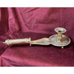 Bougeoir d'évêque en bronze doré