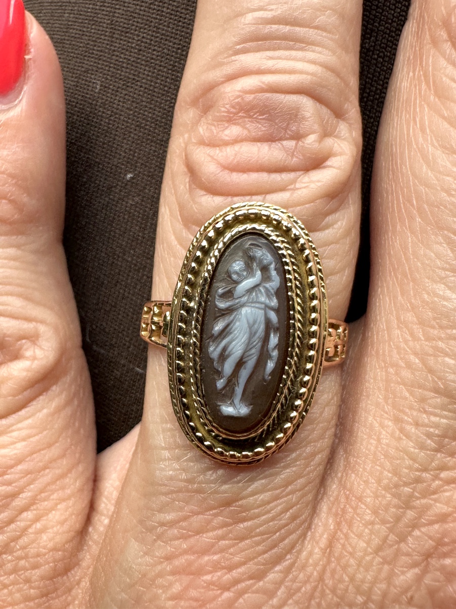 Rose Gold And Cameo Agate Ring-photo-2