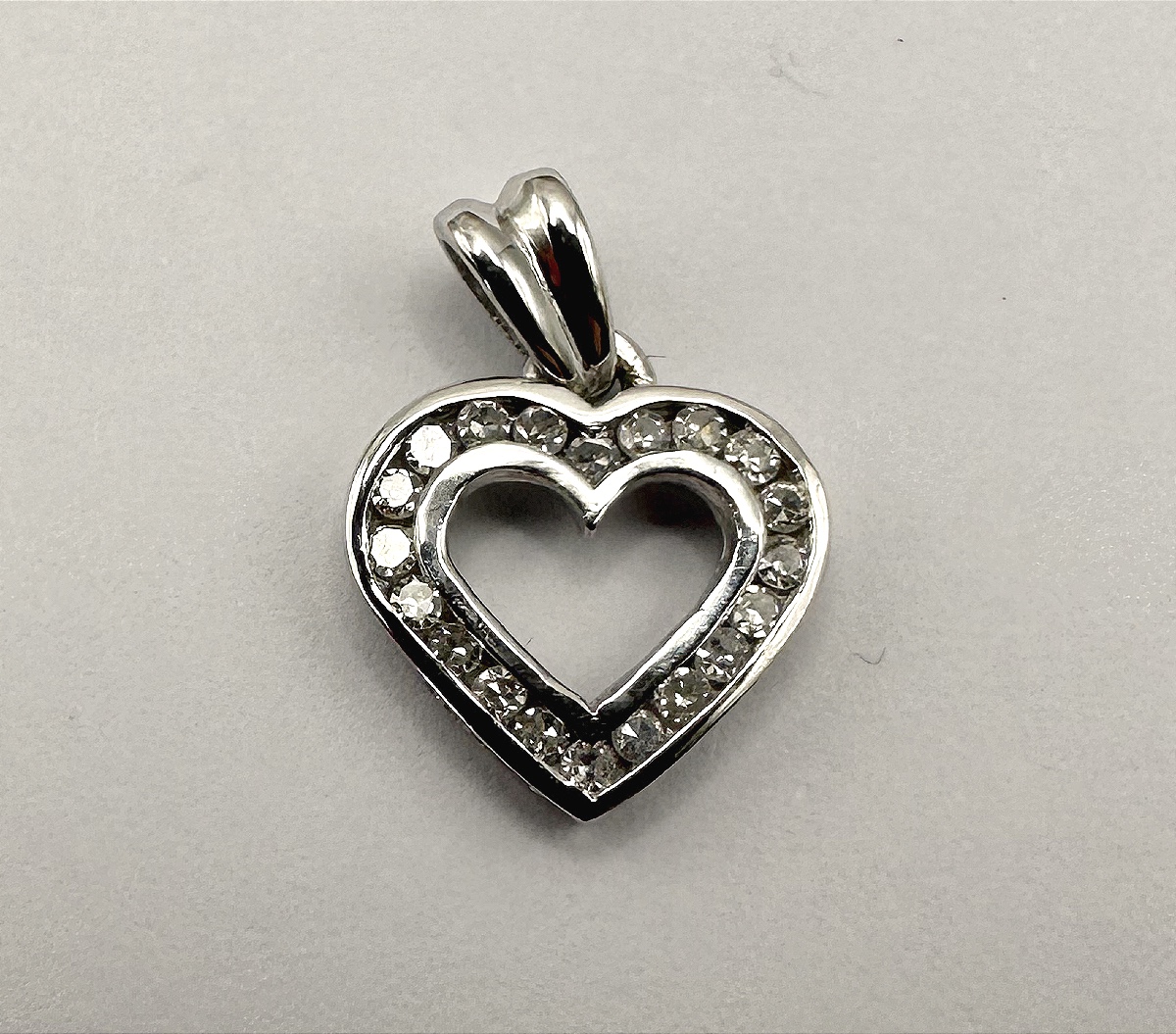 Pendentif Coeur en Or gris