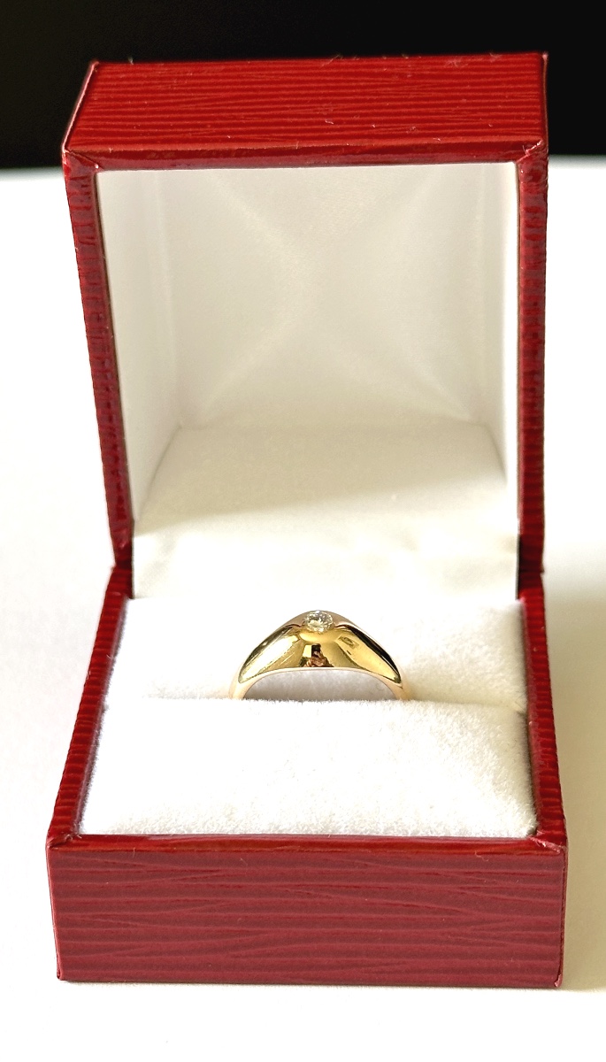 Yellow Gold And Diamond Ring.-photo-4
